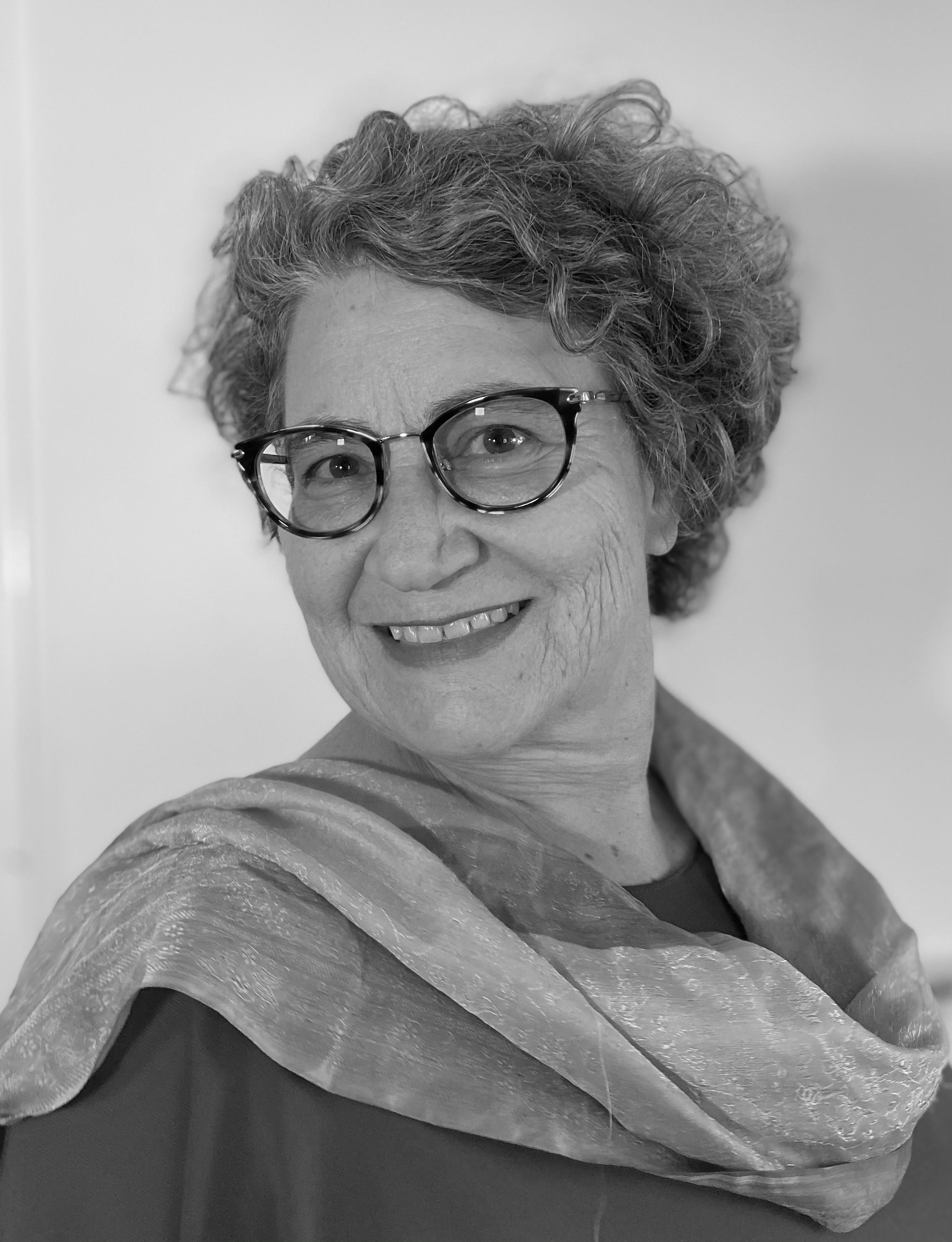 Mary Pecaut-photo bw